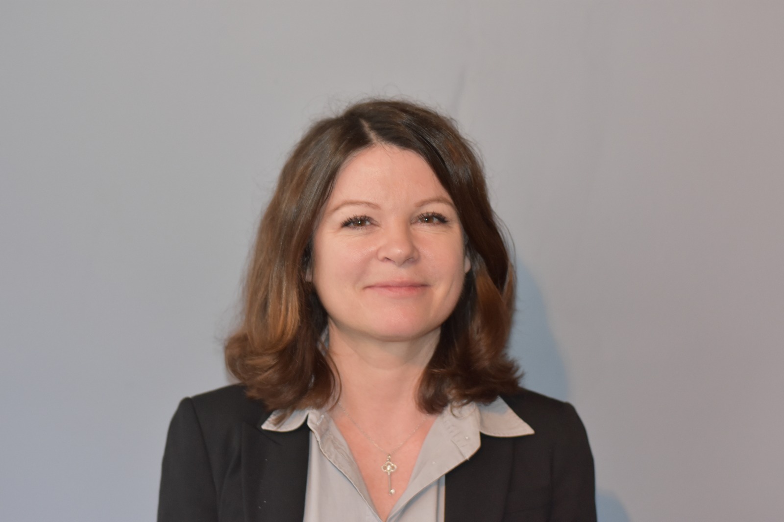 7 . Catherine BACHELIER